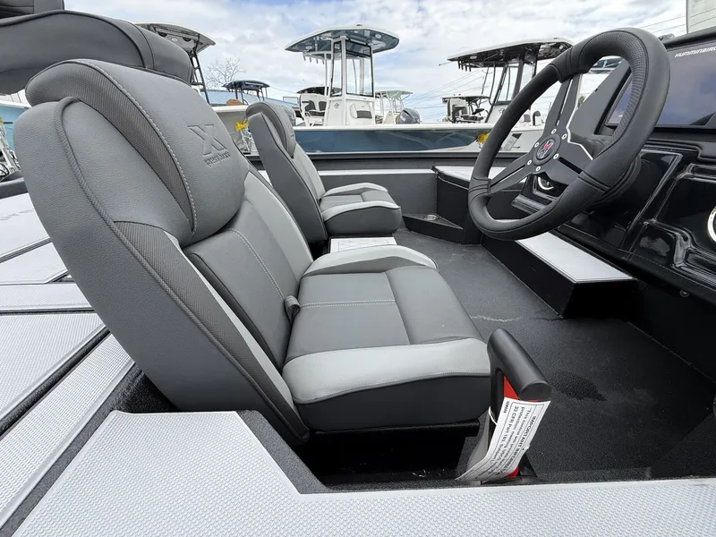 Slide: The Image of Interior of Xpress Hyper-Lift Bass Series H20, 2026 model. - 13