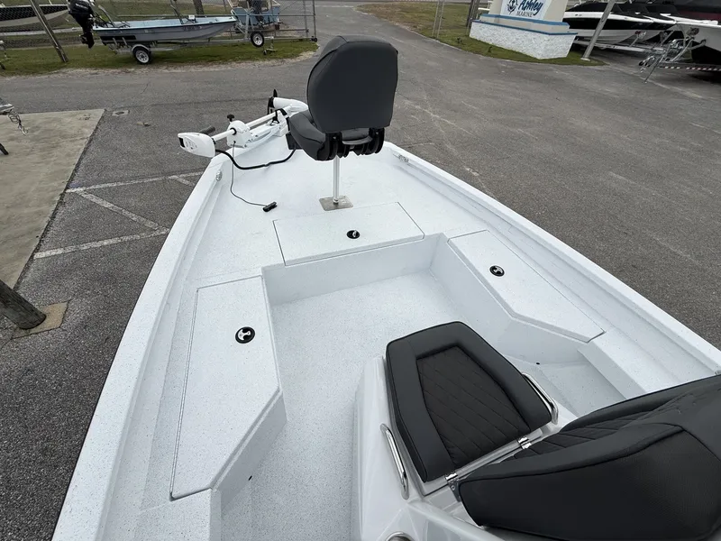 Slide: The Image of 2026 Xpress H20B Bay boat with modern design and seating arrangement. - 5
