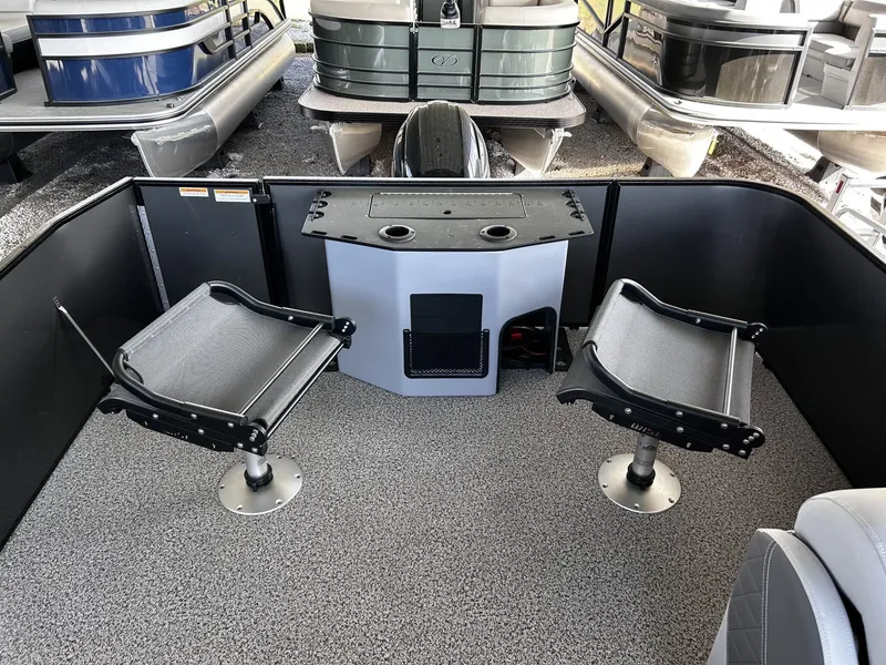 Slide: The Image of Veranda Vista Series FISH MODEL-90HP 2026 - 10