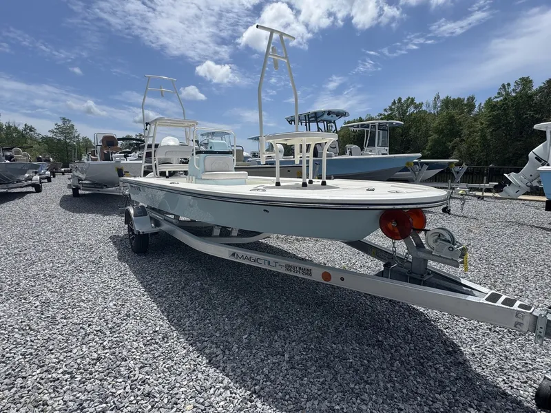 Slide: The Image of Spyder FX17 Flicker 2026 - 2