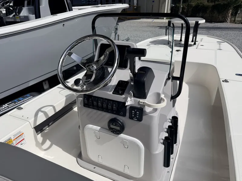 Slide: The Image of 2026 Spyder FX19 Vapor boat steering console. - 7