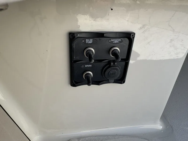 Slide: The Image of Switch panel on Delta Boatworks D18 T Guide Series 2026. - 4