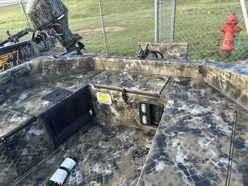 Slide: The Image of Excel Shallow Water F4 1754-TIMBERKING 40 2026 - 7