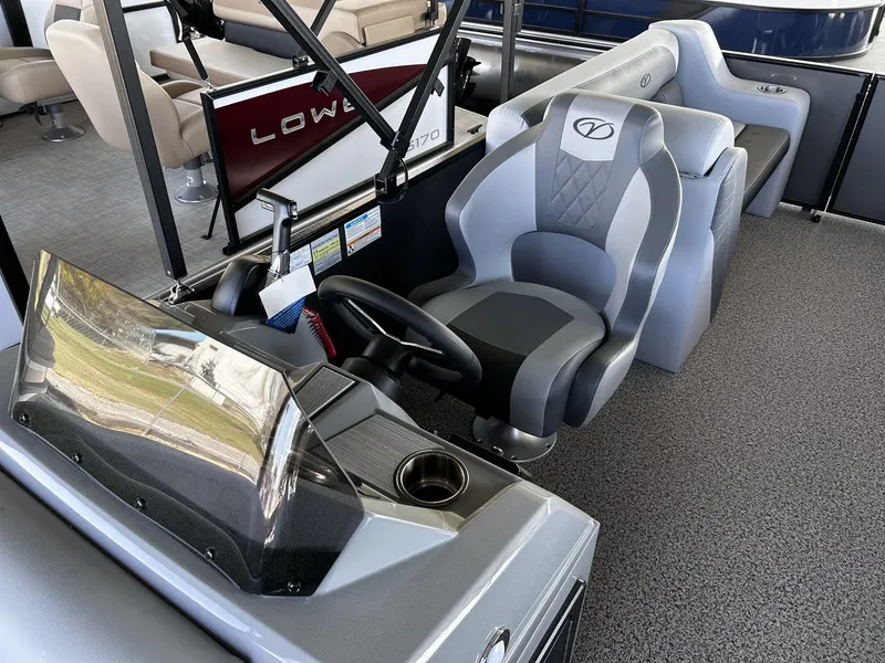 Slide: The Image of Veranda Vista View Series 22RC-BITOON-115HP 2026 - 5