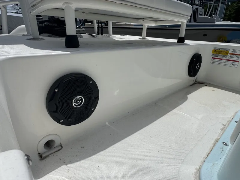 Slide: The Image of Spyder FX17 Flicker 2026 - 13