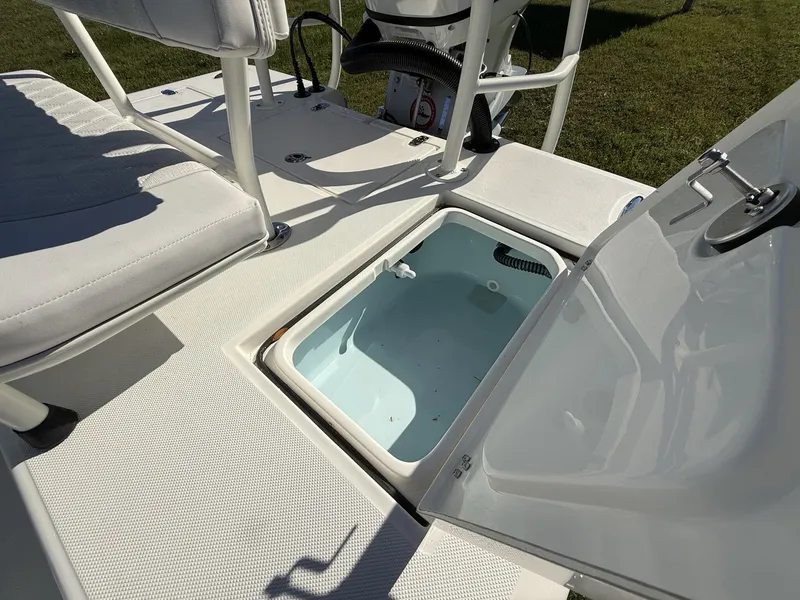 Slide: The Image of Spyder FX19 Vapor 2026 - 12