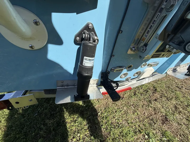 Slide: The Image of Spyder FX17 Flicker 90SHO 2026 - 4