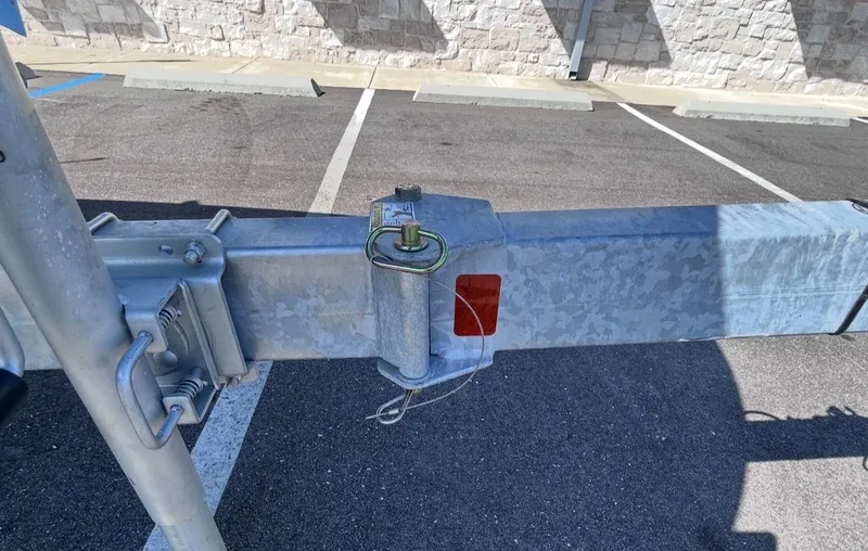 Slide: The Image of Bayliner 170EL 2026 - 11