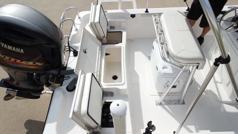 Slide: The Image of Blue Wave 2000 Classic 2020 - 33