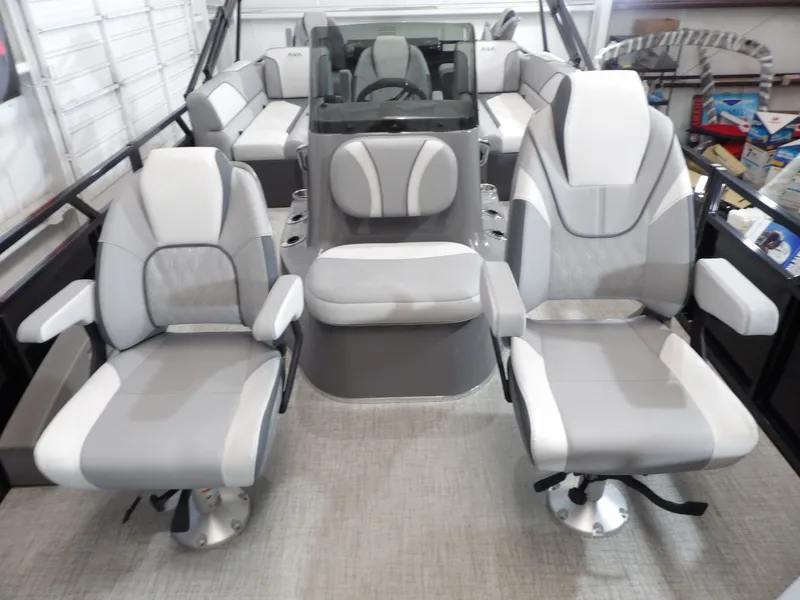 Slide: The Image of Avalon VNT85 CC 23T 2025 - 13