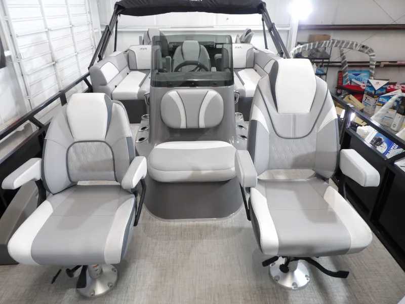 Slide: The Image of Avalon VNT85 CC 23T 2025 - 14