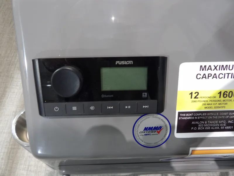 Slide: The Image of Avalon VNT85 CC 23T 2025 - 23