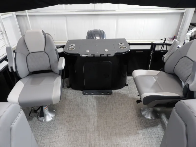 Slide: The Image of Avalon VNT85 CC 23T 2025 - 26