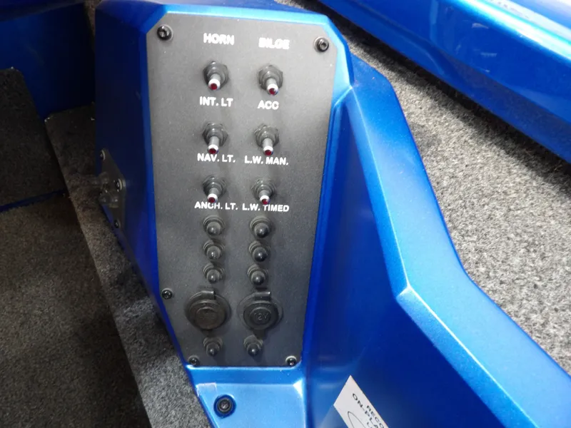 Slide: The Image of Vexus AVX1880 2025 - 19