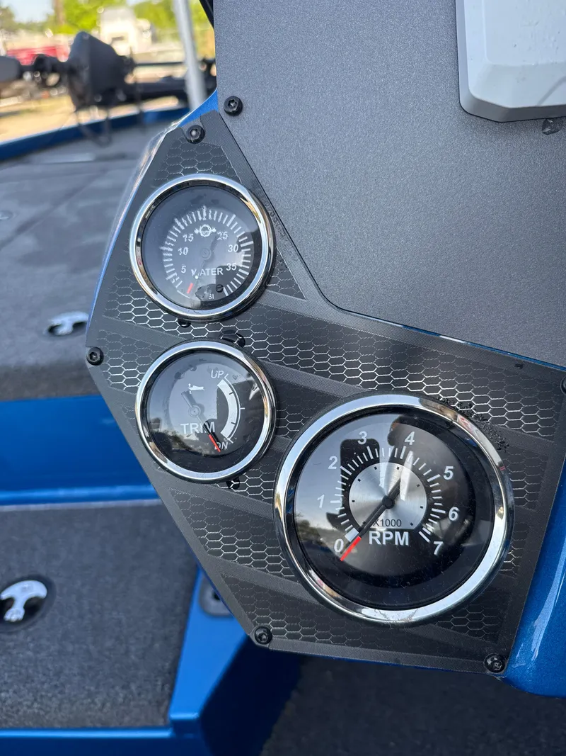 Slide: The Image of Vexus AVX1880 2025 - 41