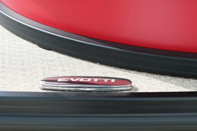 Slide: The Image of Evotti 521 CS Tri Toon 2026 - 18