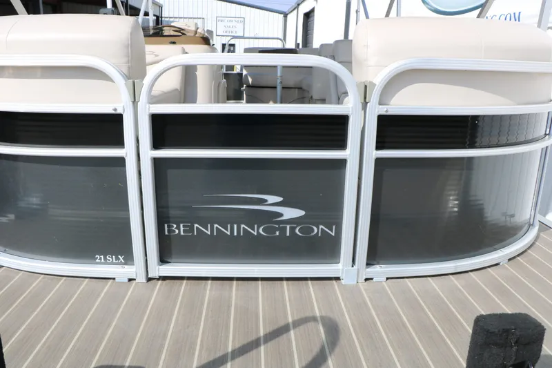 Slide: The Image of Bennington 21SLX 2015 - 21