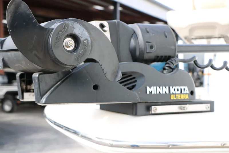 Slide: The Image of NauticStar 2200 Sport 2017 - 13