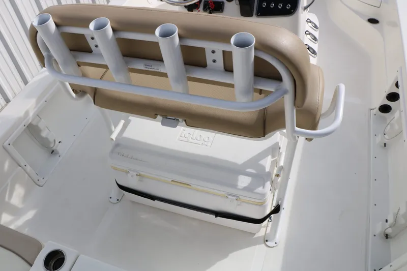 Slide: The Image of NauticStar 2200 Sport 2017 - 41