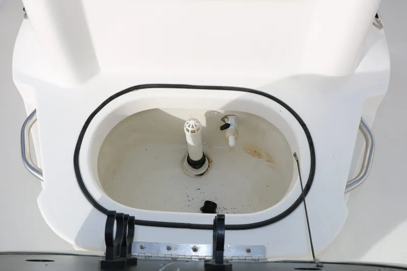 Slide: The Image of NauticStar 2200 Sport 2017 - 45