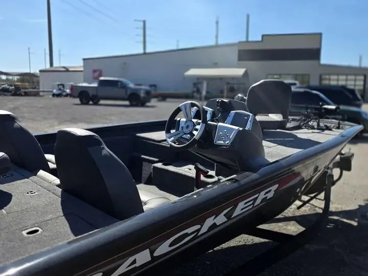 Slide: The Image of Tracker Pro Team 195 TXW Tournament Ed 2026 - 8