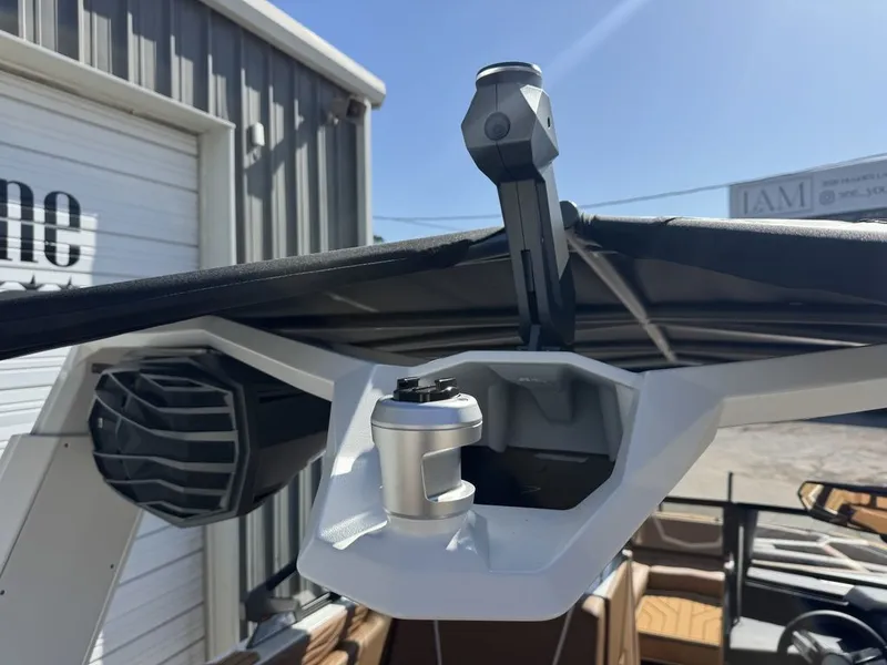 Slide: The Image of Nautique Super Air Nautique G25 2025 - 10