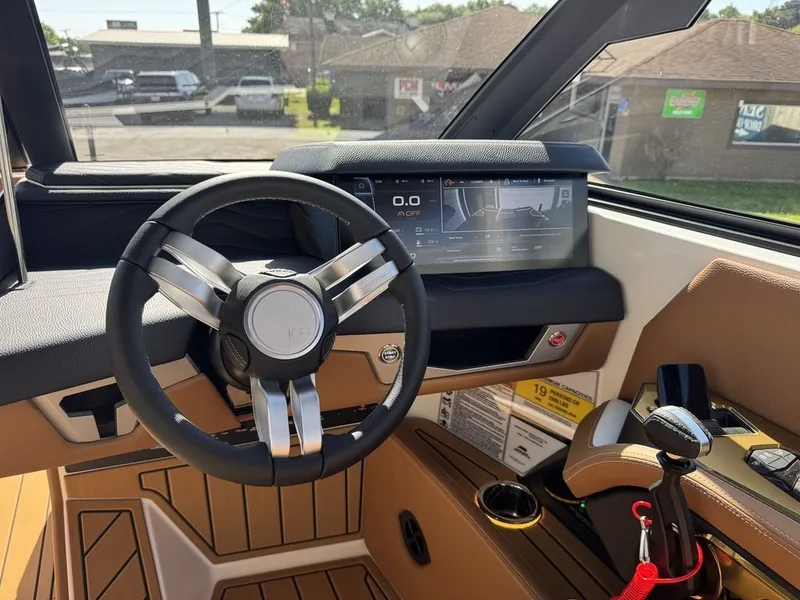 Slide: The Image of Nautique Super Air Nautique G25 2025 - 12