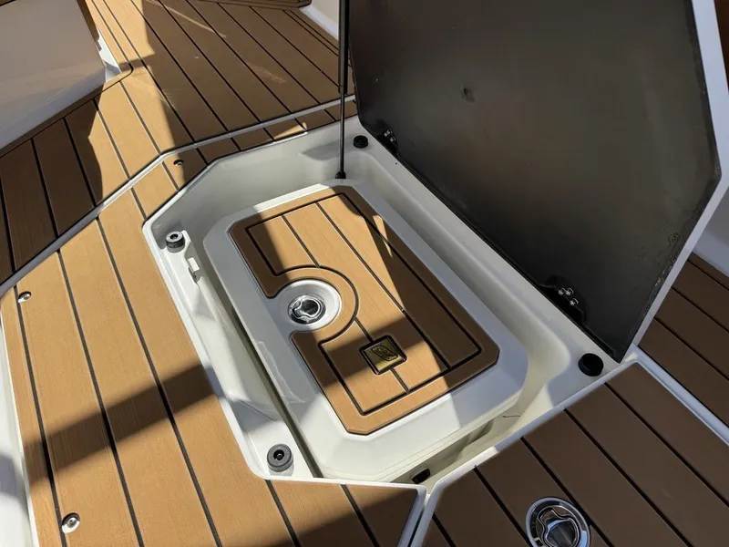 Slide: The Image of Nautique Super Air Nautique G25 2025 - 16