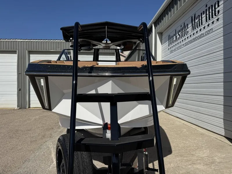 Slide: The Image of Nautique Super Air Nautique G25 2025 - 24