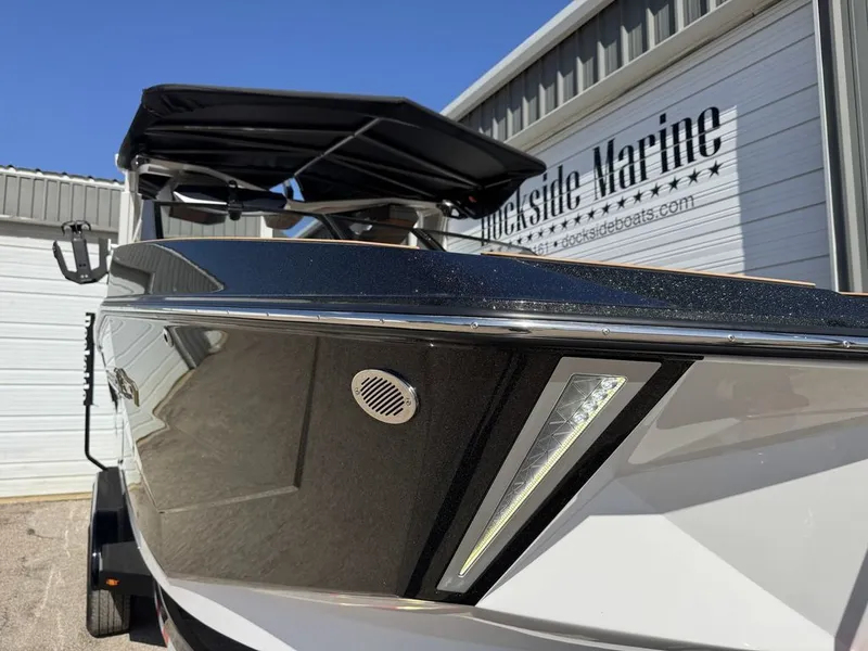 Slide: The Image of Nautique Super Air Nautique G25 2025 - 4