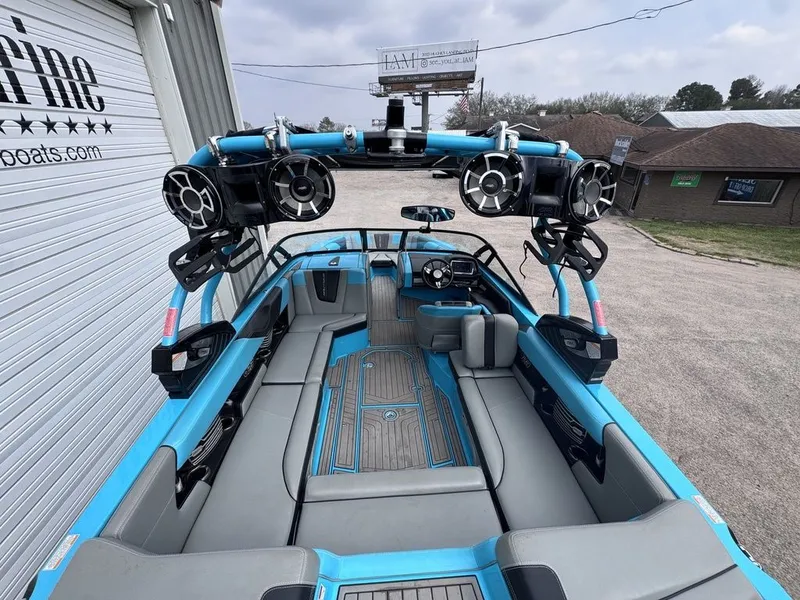 Slide: The Image of Nautique G23 2015 - 4