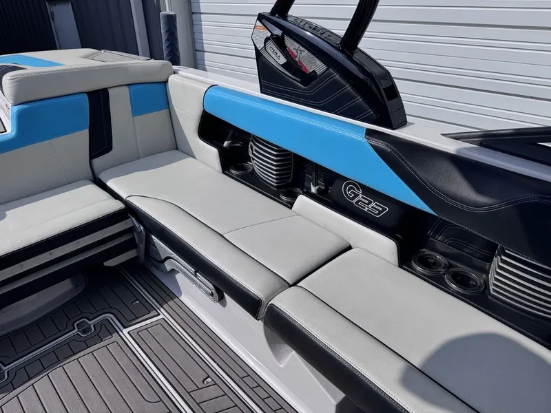 Slide: The Image of Nautique G23 2015 - 12