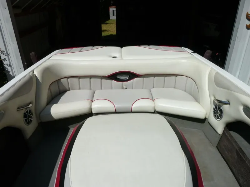 Slide: The Image of Malibu Sunsetter LXi 2005 - 6