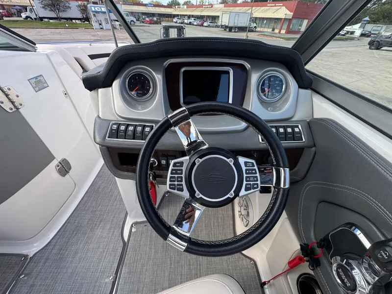 Slide: The Image of Chaparral 264 Sunesta Surf 2018 - 10