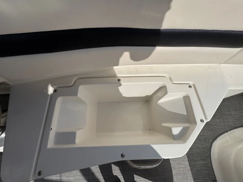 Slide: The Image of Chaparral 264 Sunesta Surf 2018 - 14