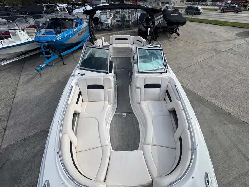 Slide: The Image of Chaparral 264 Sunesta Surf 2018 - 7