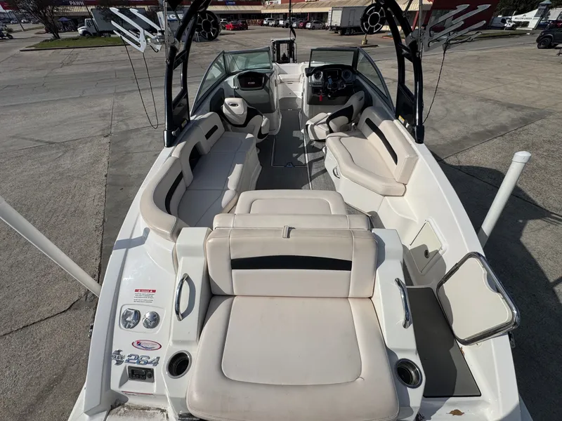 Slide: The Image of Chaparral 264 Sunesta Surf 2018 - 9