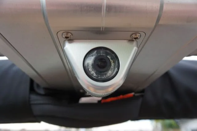 Slide: The Image of MasterCraft XT25 2019 - 34