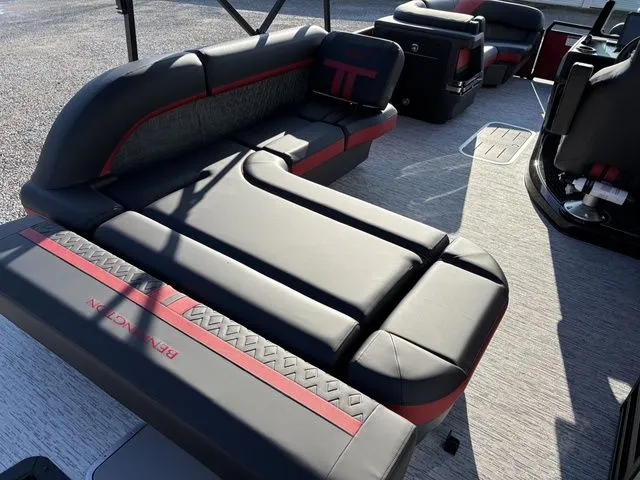 Slide: The Image of Bennington 21 ML 2026 - 14