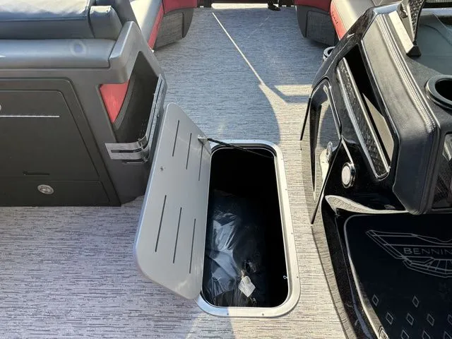 Slide: The Image of Bennington 21 ML 2026 - 17