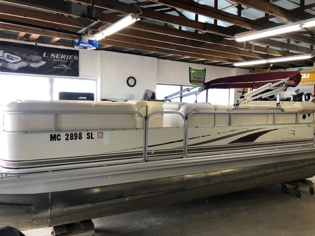 The Image of Bennington 2050LX 2003 - 1