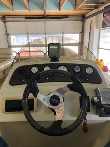 Slide: The Image of Bennington 2050LX 2003 - 8