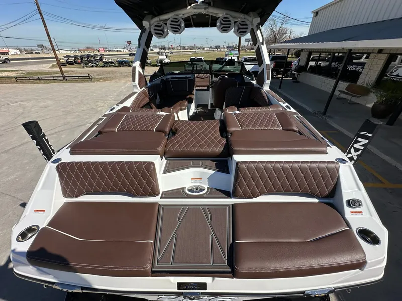 Slide: The Image of Tigé Z3 2026 - 10