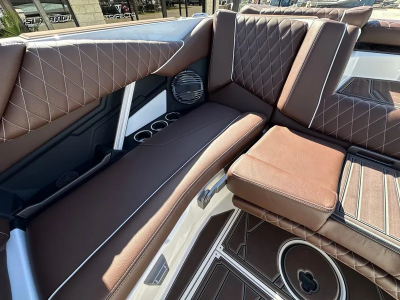 Slide: The Image of Tigé Z3 2026 - 11