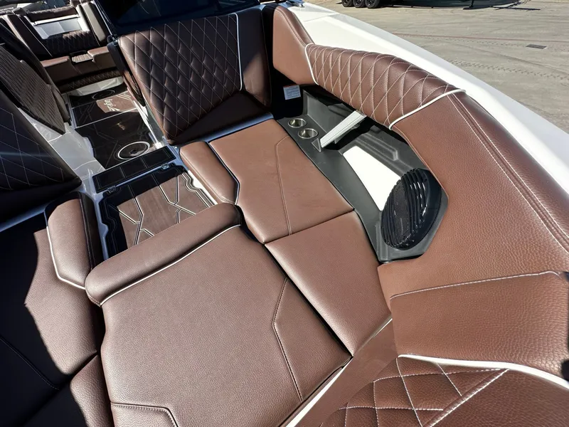 Slide: The Image of Tigé Z3 2026 - 23