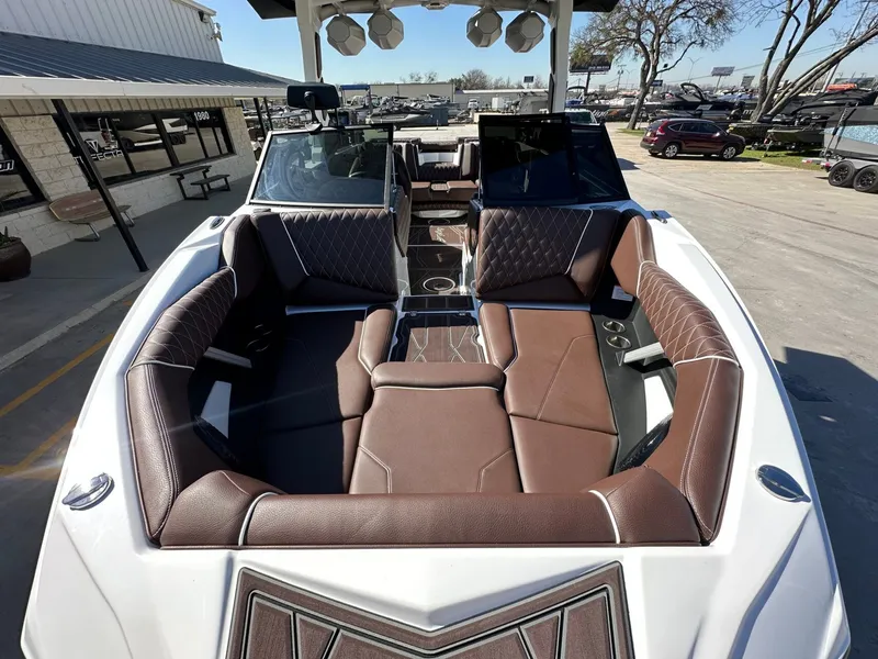 Slide: The Image of Tigé Z3 2026 - 24