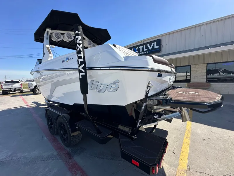 Slide: The Image of Tigé Z3 2026 - 3