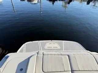 Slide: The Image of Sea Ray Sundeck 2010 - 21