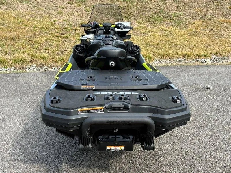 Slide: The Image of Sea-Doo Explorer Pro 230 2024 - 18
