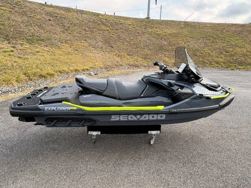 Slide: The Image of Sea-Doo Explorer Pro 230 2024 - 28